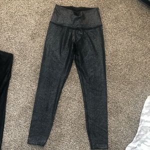 Beyond Yoga Leggings Black with silver sparkles